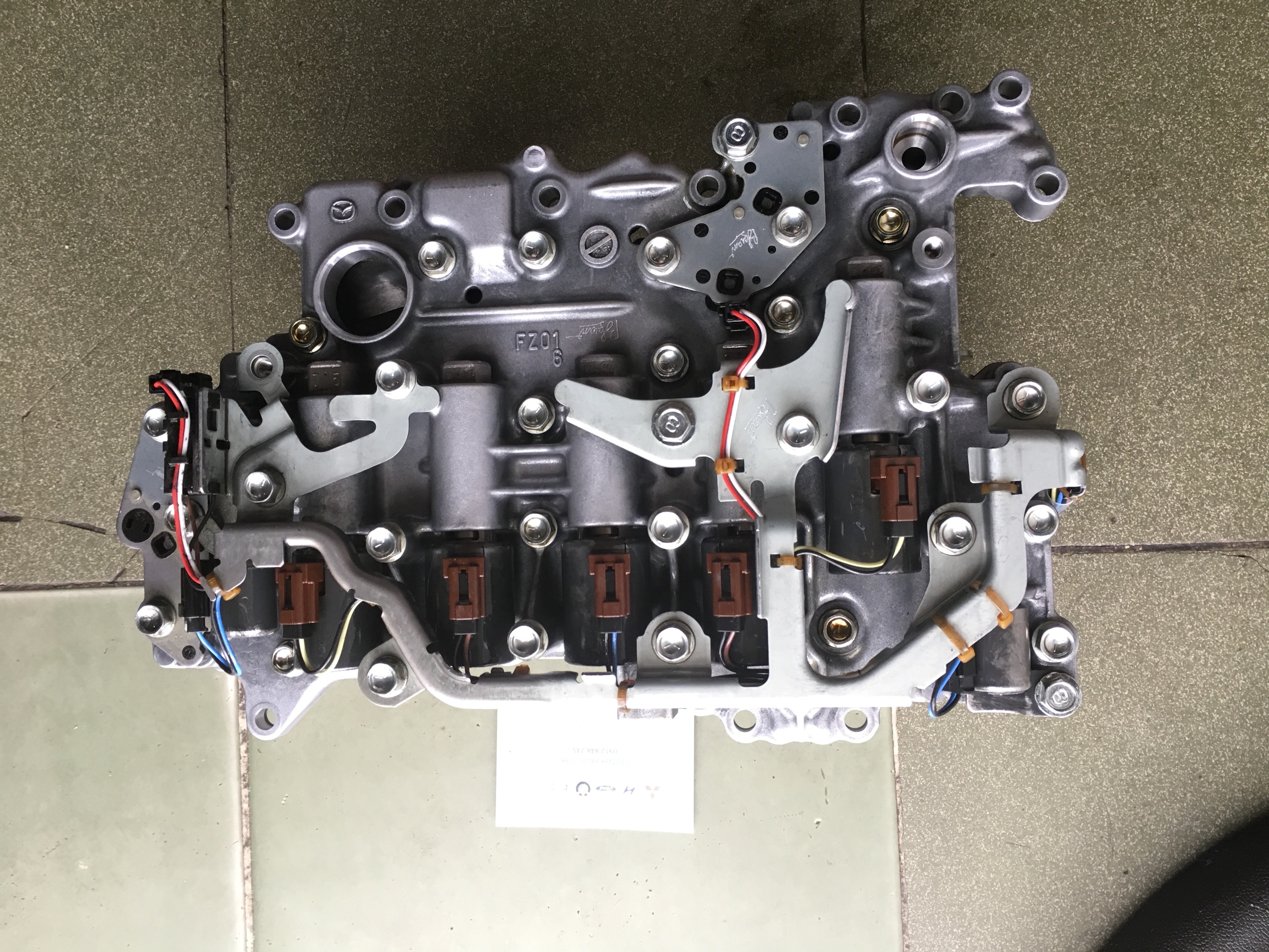 bộ van kèm vỉ mạch điện hộp số tự động Mazda